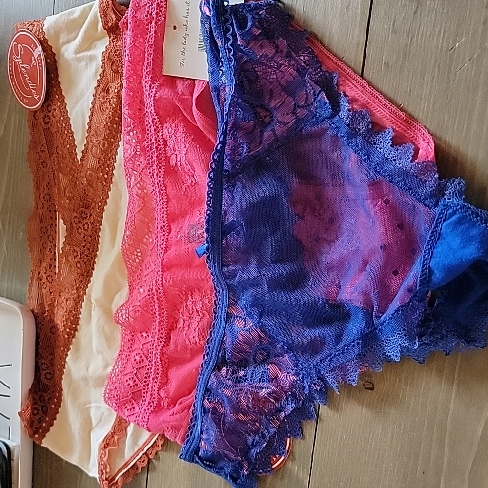 Woman's underwear